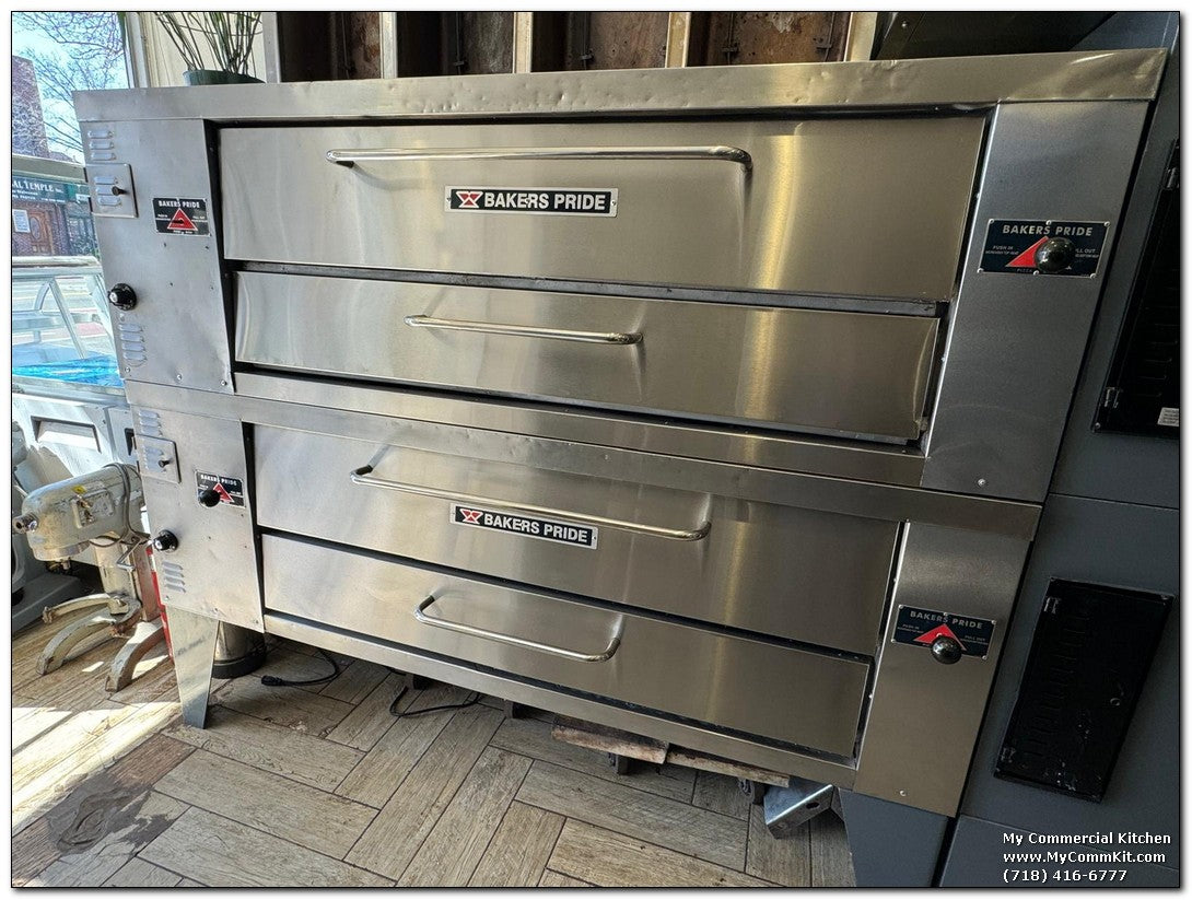 USED Bakers Pride Y602 6-Pie Double-Stack Pizza Oven, GAS