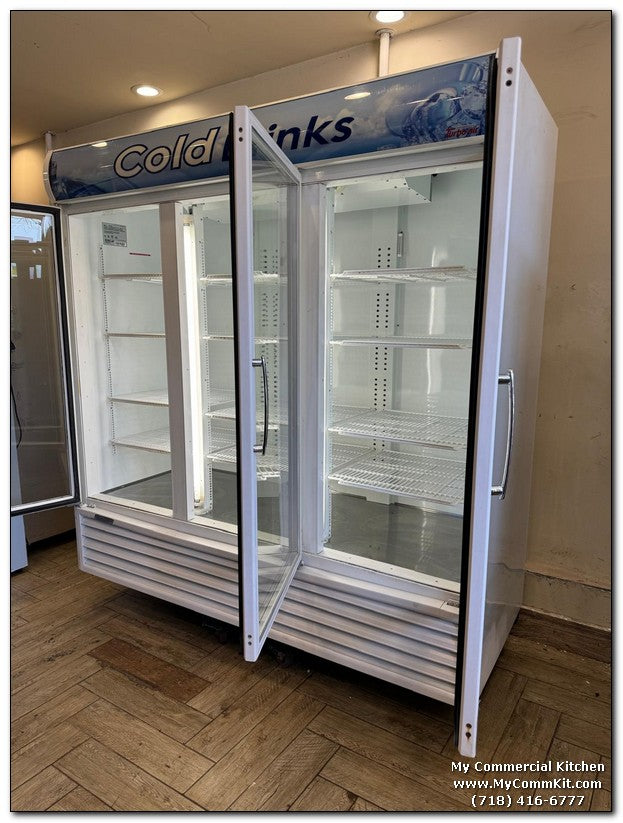USED True TGM-72RS Glass Swing Door Merchandiser