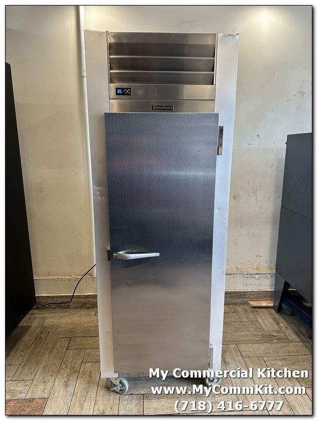 USED Traulsen G10010 30" Solid Door Refrigerator