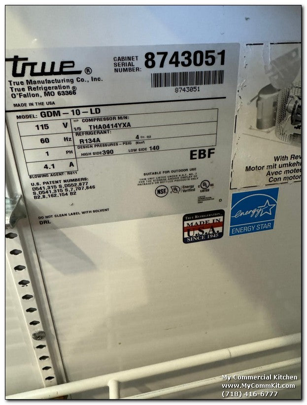 USED True GDM-10-LD Glass Door Merchandiser