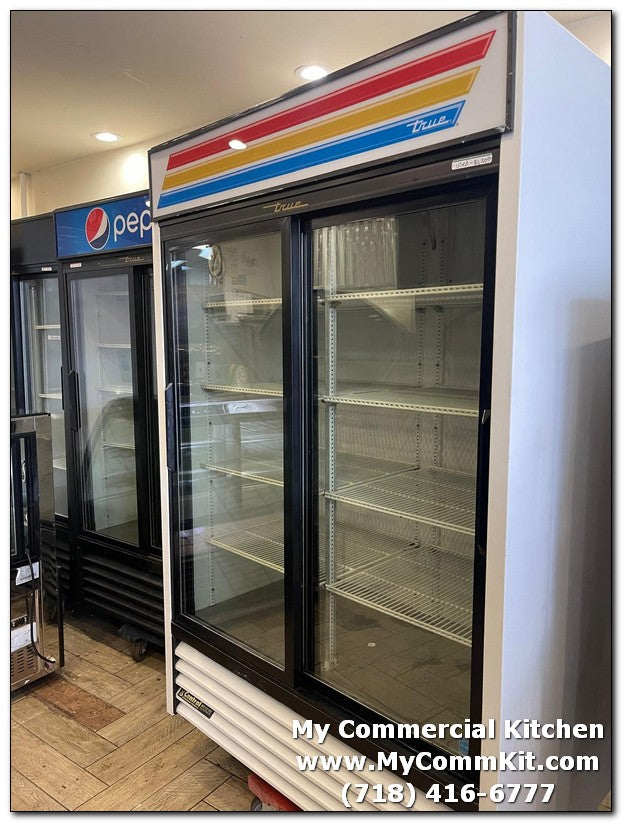 USED True GDM-45-HC-LD 2 Door Glass Merchandiser